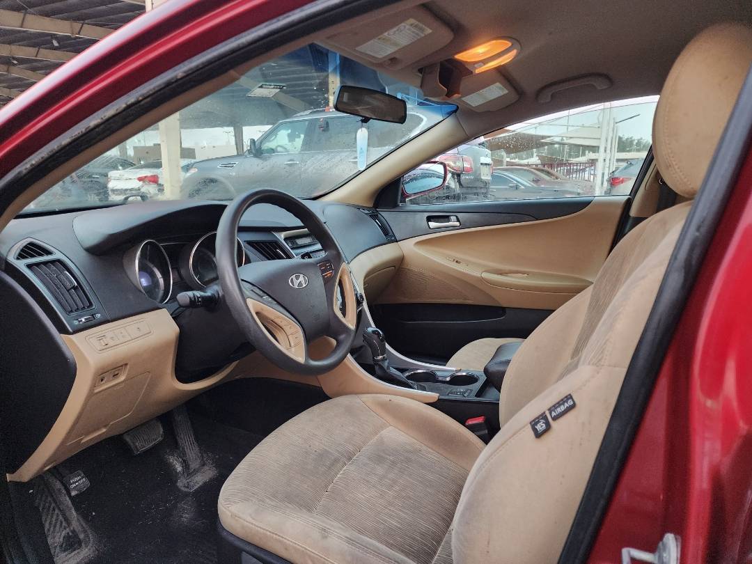 2013 HYUNDAI SONATA — 215065 KM — Lot 748412 — Ind. 12 - Marhaba Auctions Used Cars - Image 7