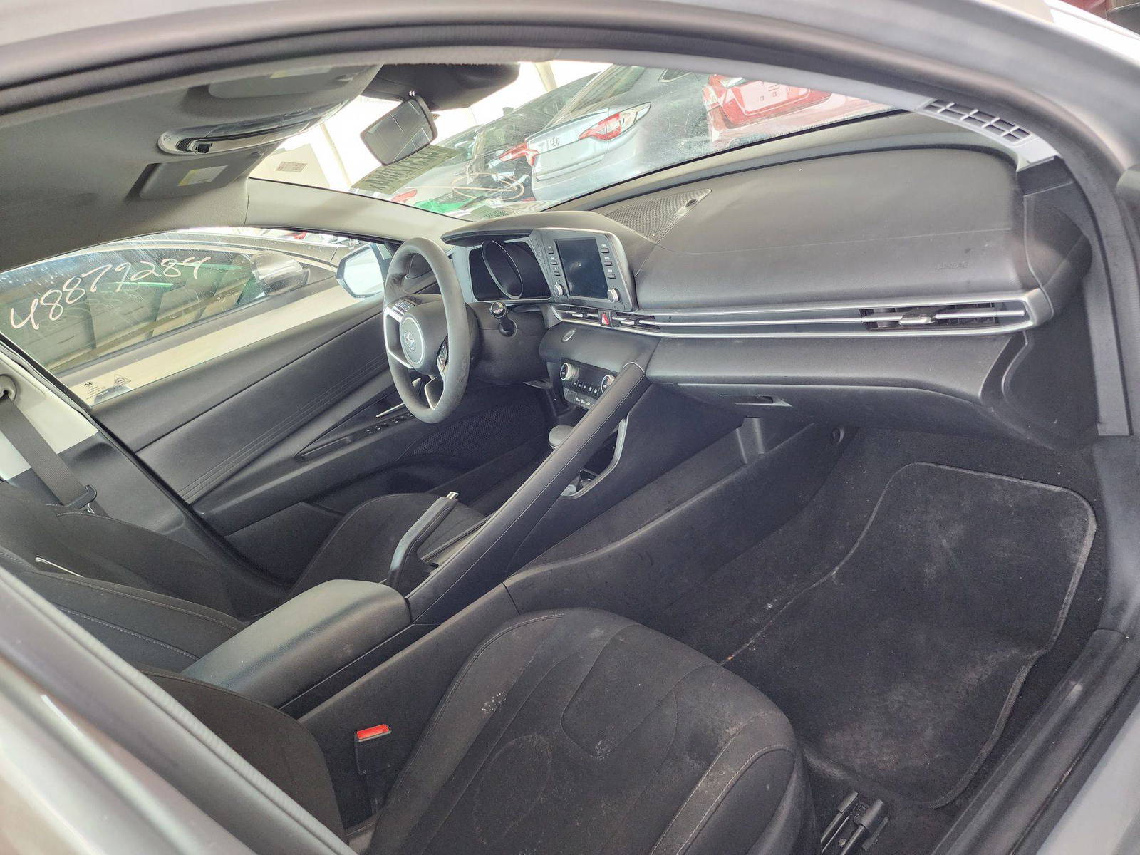 2021 HYUNDAI ELANTRA — 100625 Miles — Lot 8299 — Souq - Marhaba Auctions Used Cars - Image 5