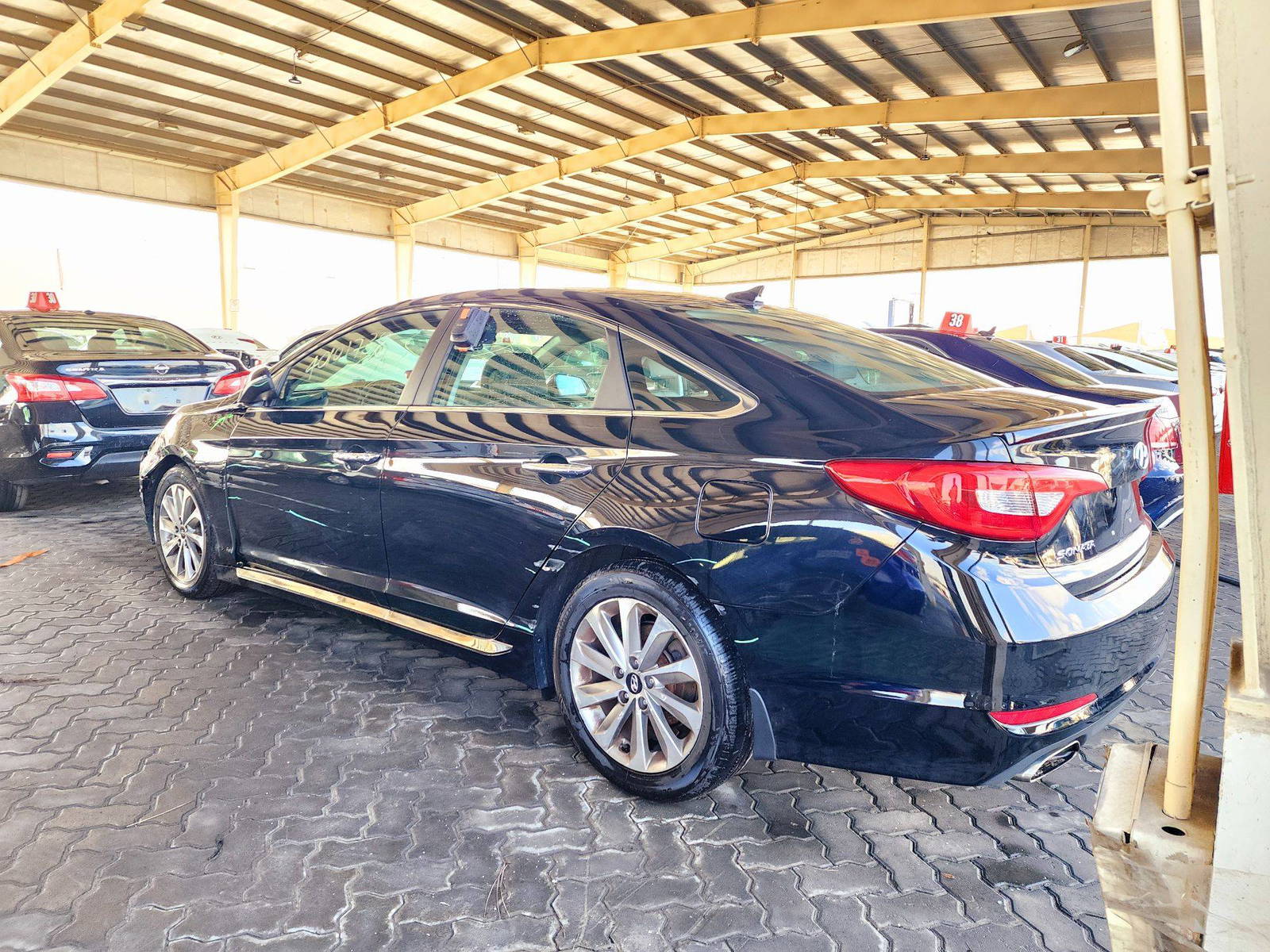 2017 HYUNDAI SONATA — 135384 Miles — Lot 40101738 — Souq - Marhaba Auctions Used Cars - Image 3