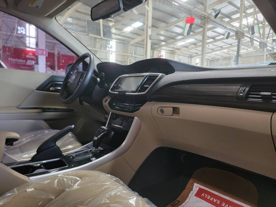 2017 HONDA ACCORD — 170430 Miles — Lot C006713 - Marhaba Auctions Used Cars - Image 6