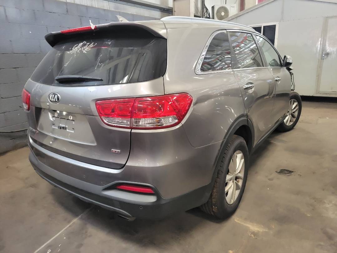 2017 KIA SORENTO — 174092 Miles — Lot 34HG273071 — Main - Marhaba Auctions Used Cars - Image 4