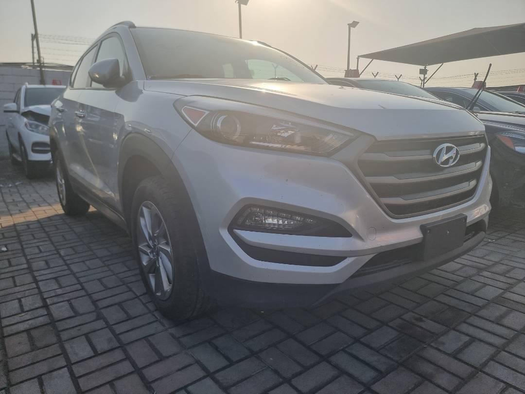 2016 HYUNDAI TUCSON — 153906 Miles — Lot 086623 — Ind. 12 - Marhaba Auctions Used Cars - Image 4