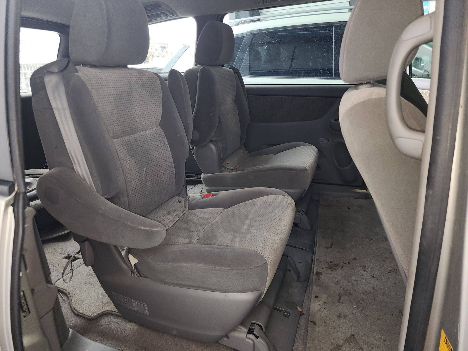 TOYOTA SIENNA 2009 - Marhaba Auction Used Cars - Image 8