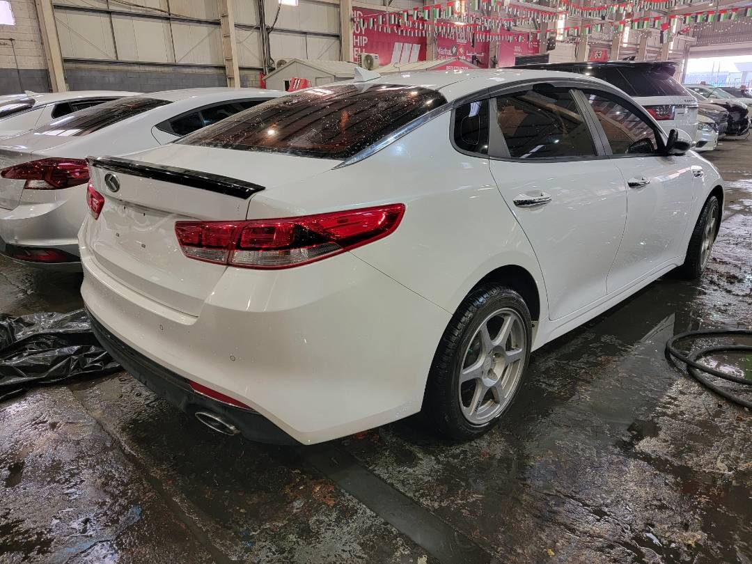 2018 KIA OPTIMA — 81668 Miles — Lot 35JG208183 — Main - Marhaba Auctions Used Cars - Image 4