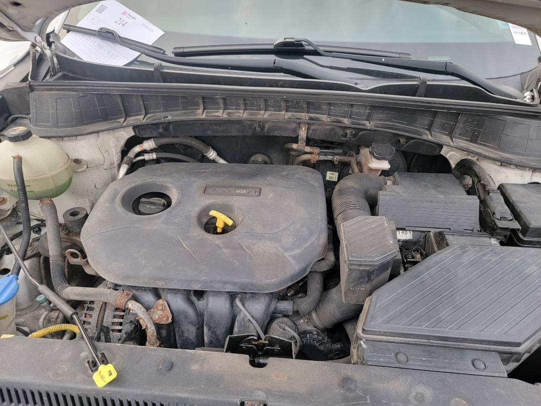 HYUNDAI TUCSON 2016 - Marhaba Auction Used Cars - Image 10