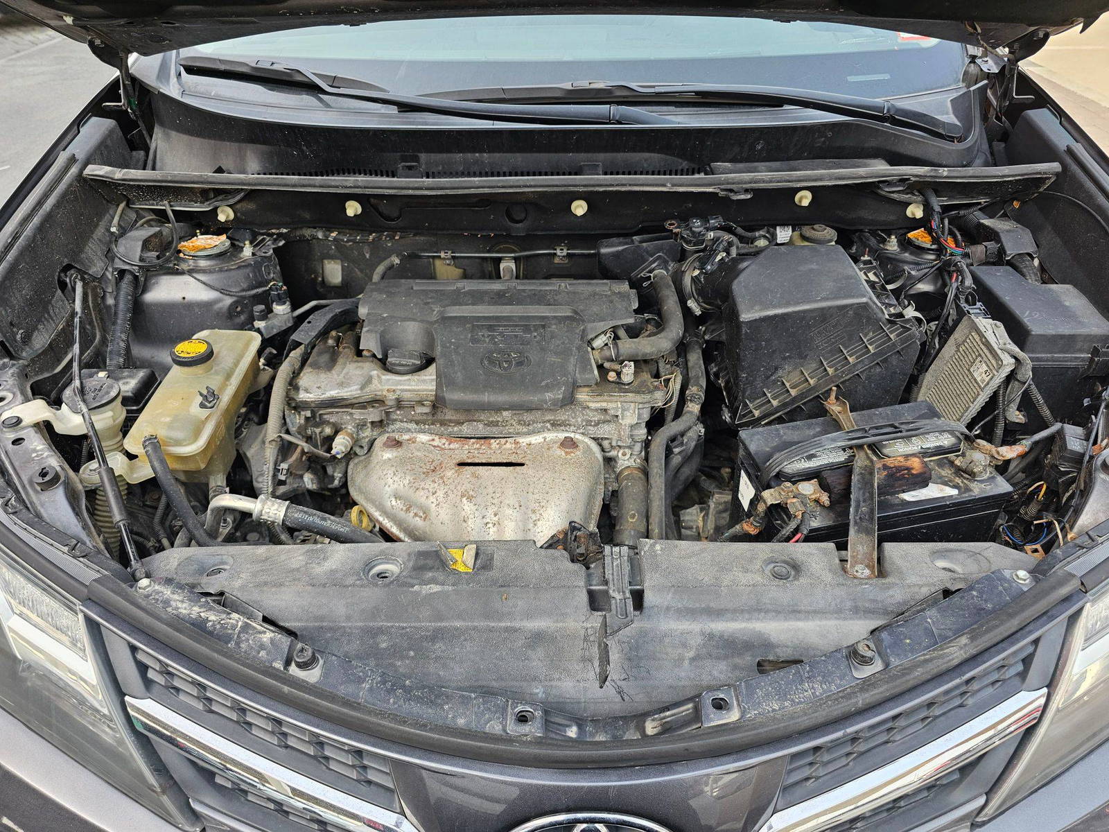 2015 TOYOTA RAV4 — 110120 Miles — Lot XFW280370 — Souq - Marhaba Auctions Used Cars - Image 10
