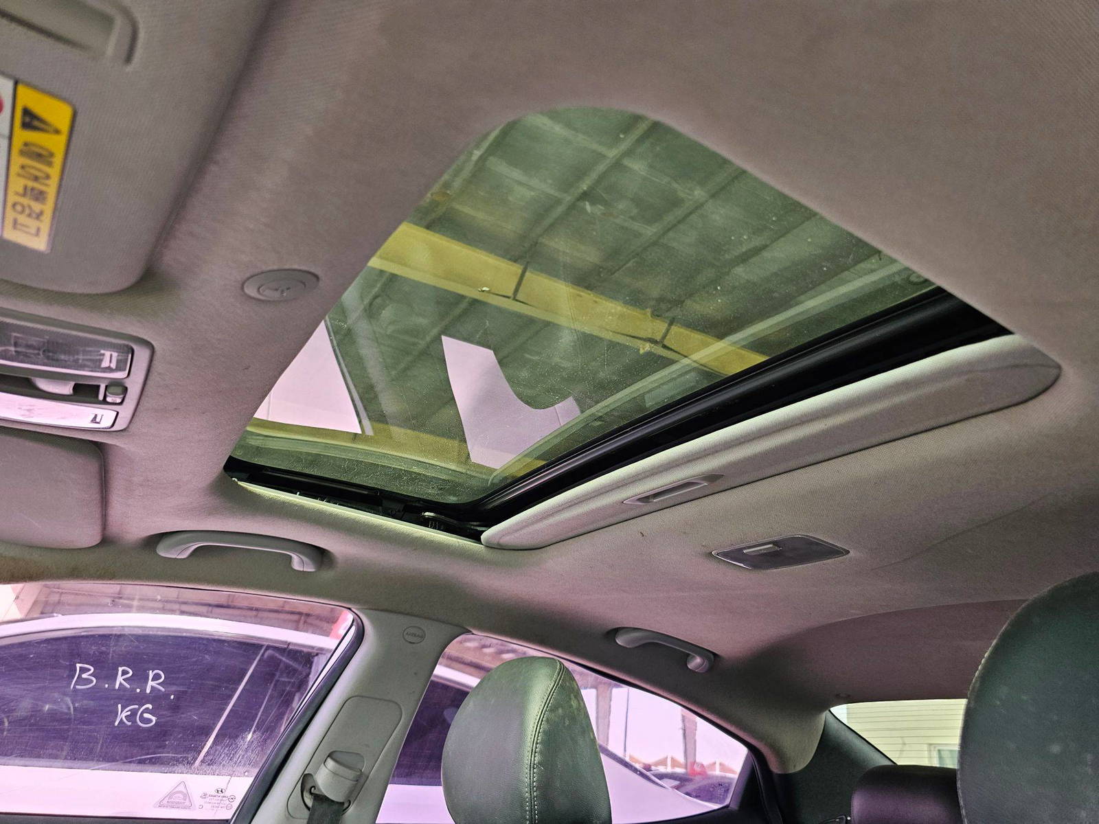 HYUNDAI AVANTE 2012 - Marhaba Auction Used Cars - Image 8