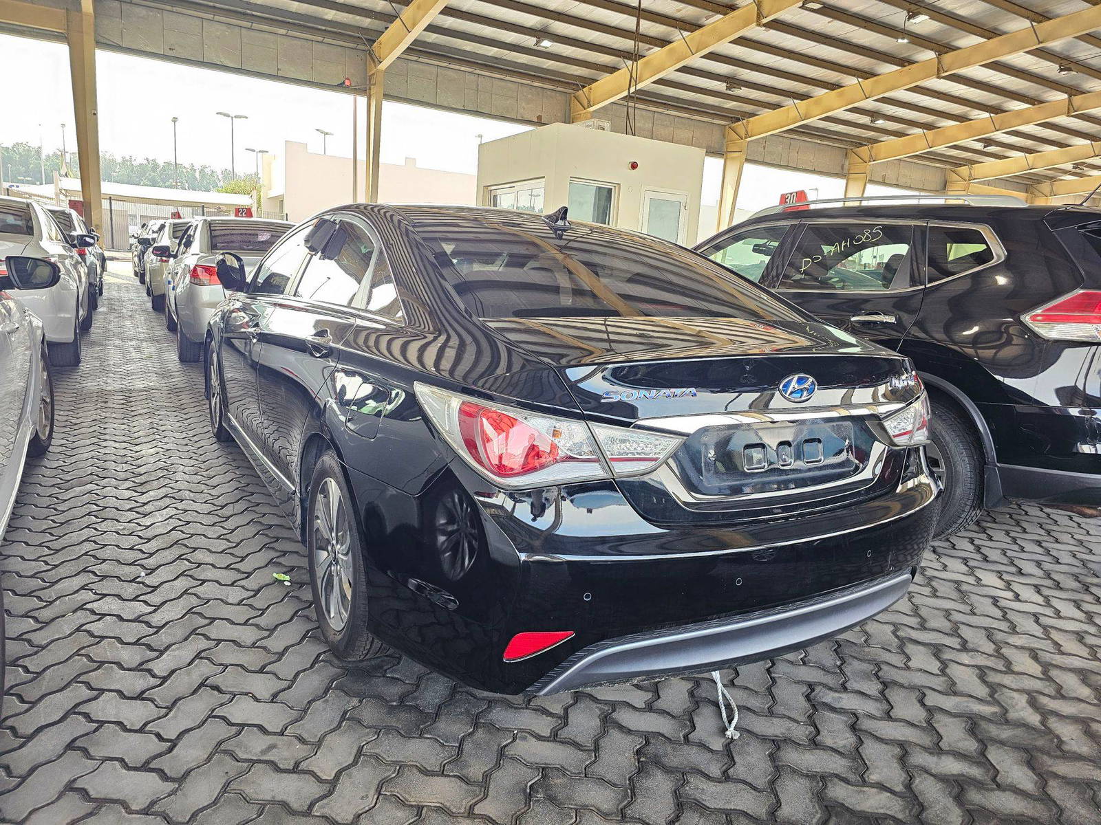 2014 HYUNDAI SONATA — 284499 KM — Lot 075887 — Ind. 12 - Marhaba Auctions Used Cars - Image 5