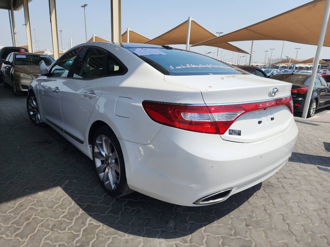 2013 HYUNDAI AZERA — 174141 Miles — Lot 37432606 — Main - Marhaba Auctions Used Cars - Image 8