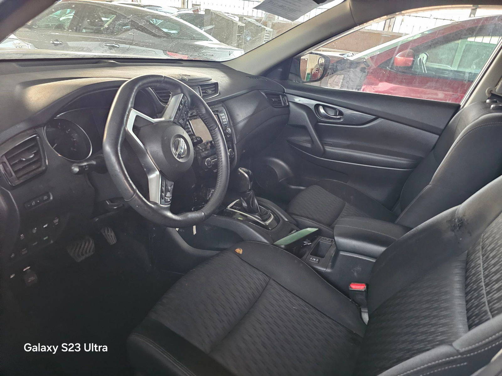 NISSAN ROGUE 2017 - Marhaba Auction Used Cars - Image 8