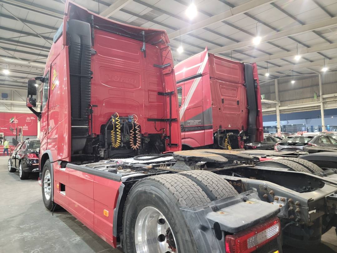 2014 VOLVO FH-Series — 984518 KM — Lot 676824 — Main - Marhaba Auctions Used Cars - Image 6