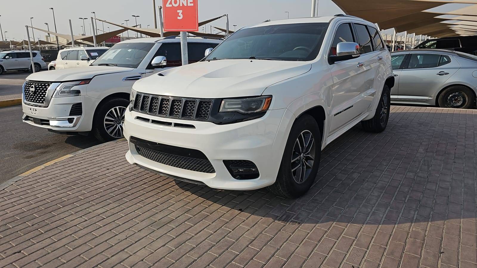 Jeep Grand Cherokee 2017 view 2