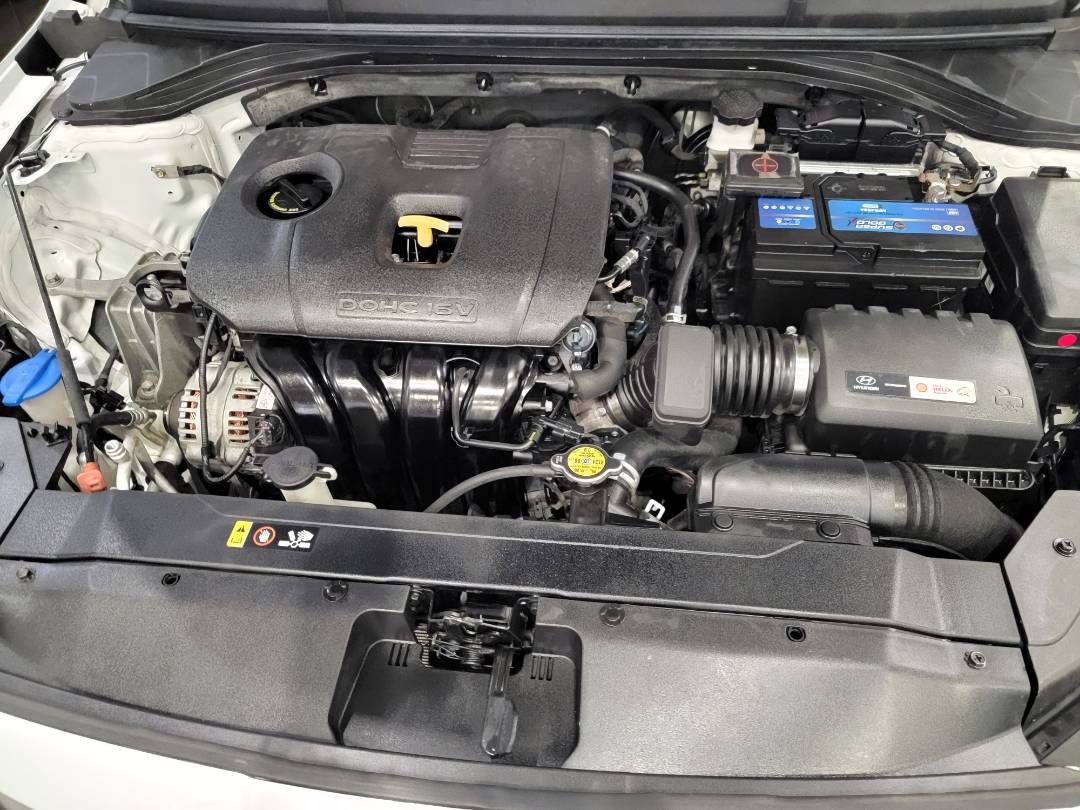 2019 HYUNDAI ELANTRA — 171294 Miles — Lot H475443 — Main - Marhaba Auctions Used Cars - Image 11