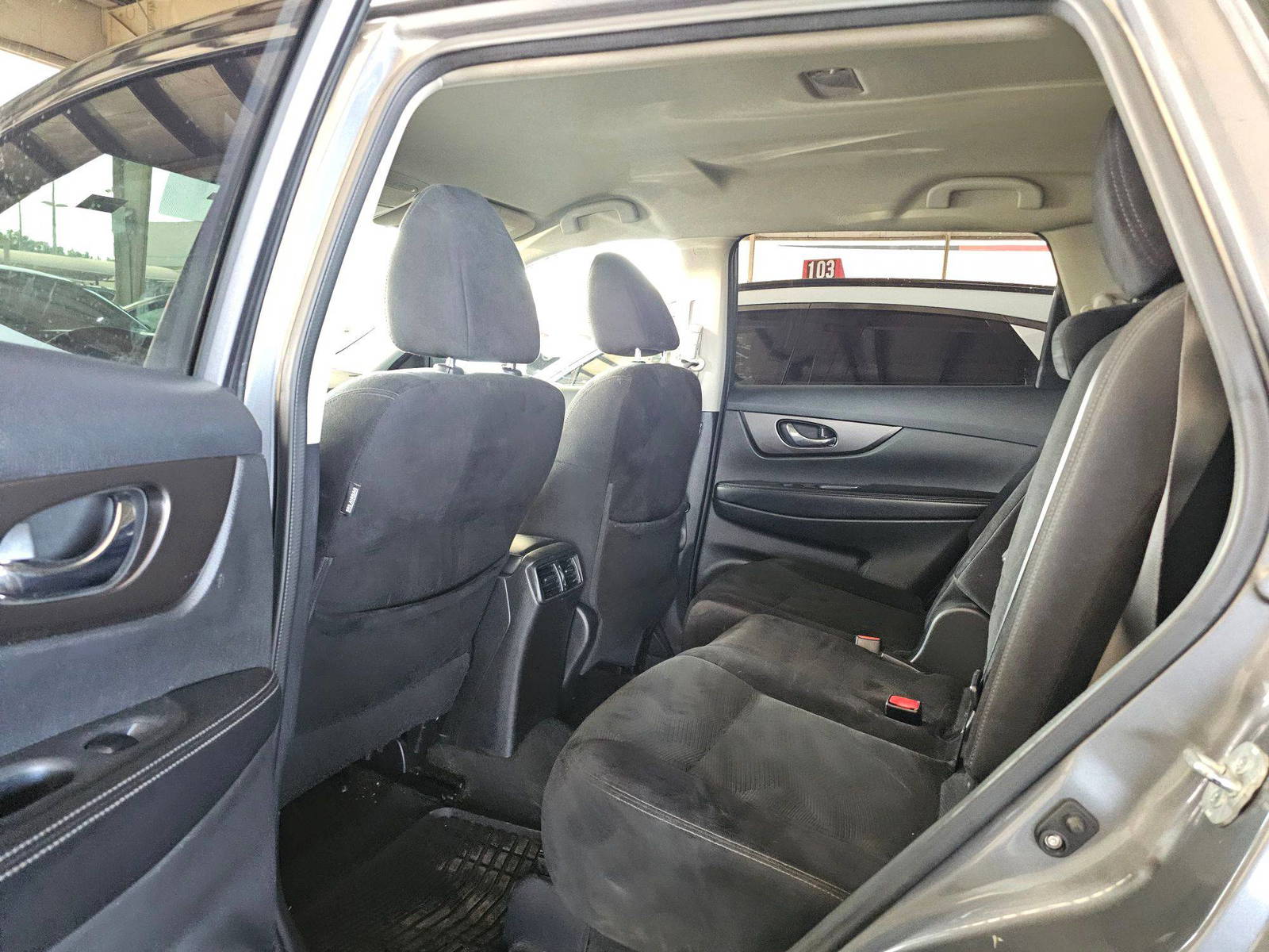 2014 NISSAN ROGUE — 133238 Miles — Lot C798920 — Souq - Marhaba Auctions Used Cars - Image 5
