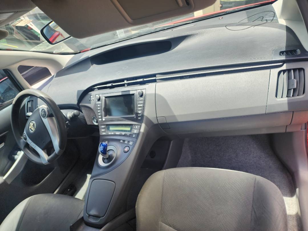2010 TOYOTA PRIUS — 198089 Miles — Lot 81142423 - Marhaba Auctions Used Cars - Image 5