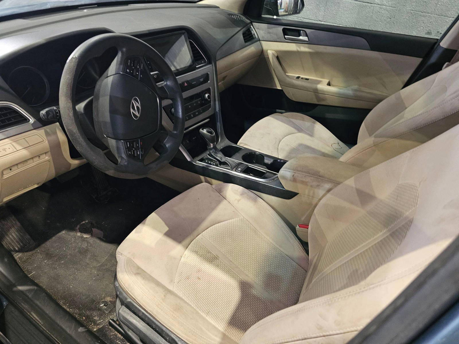 2015 HYUNDAI SONATA — 187018 Miles — Lot 89629705 — Main - Marhaba Auctions Used Cars - Image 8
