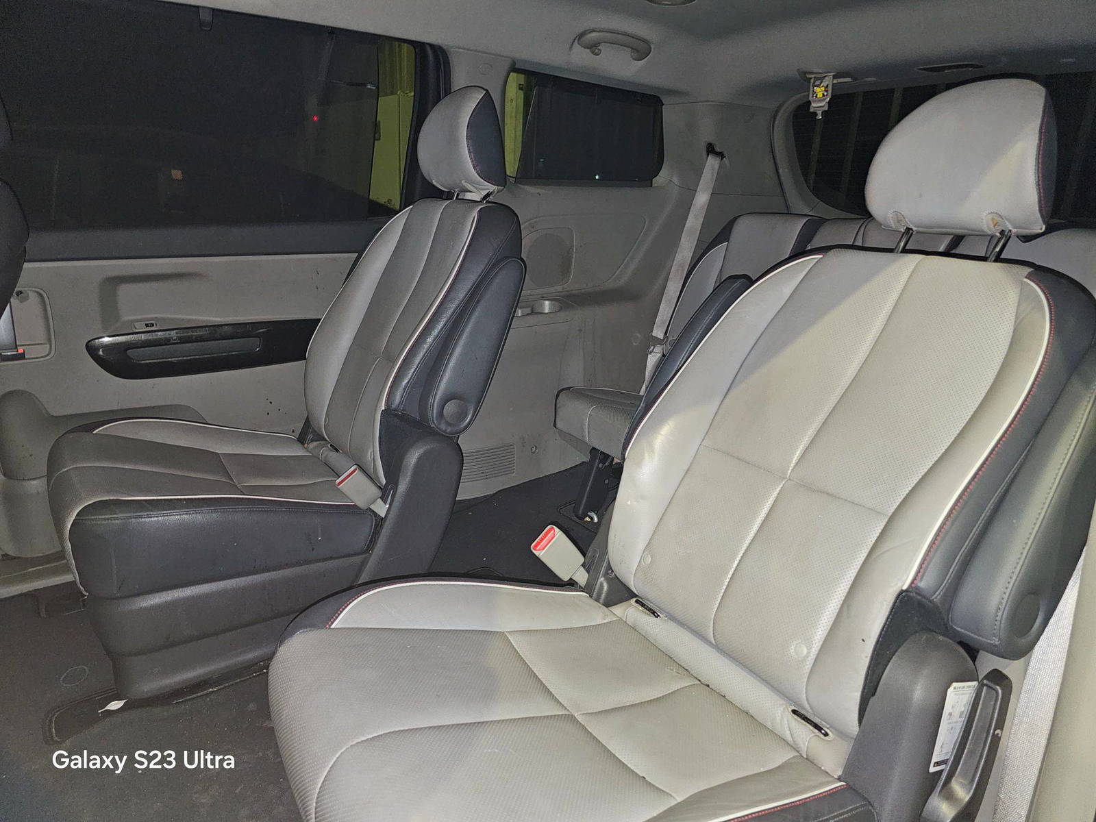 2015 KIA SEDONA — 144065 Miles — Lot 3F6019335 — Main - Marhaba Auctions Used Cars - Image 10