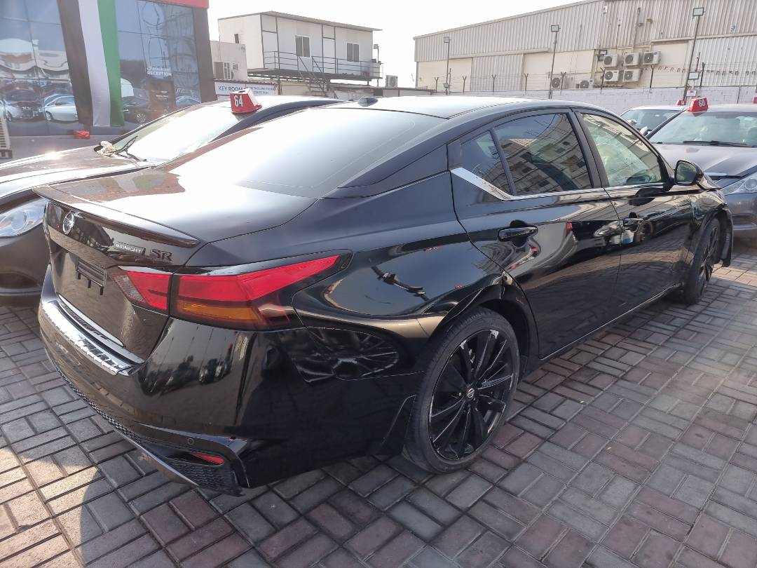 2022 NISSAN ALTIMA — 39575 Miles — Lot V5NN357138 — Souq - Marhaba Auctions Used Cars - Image 5