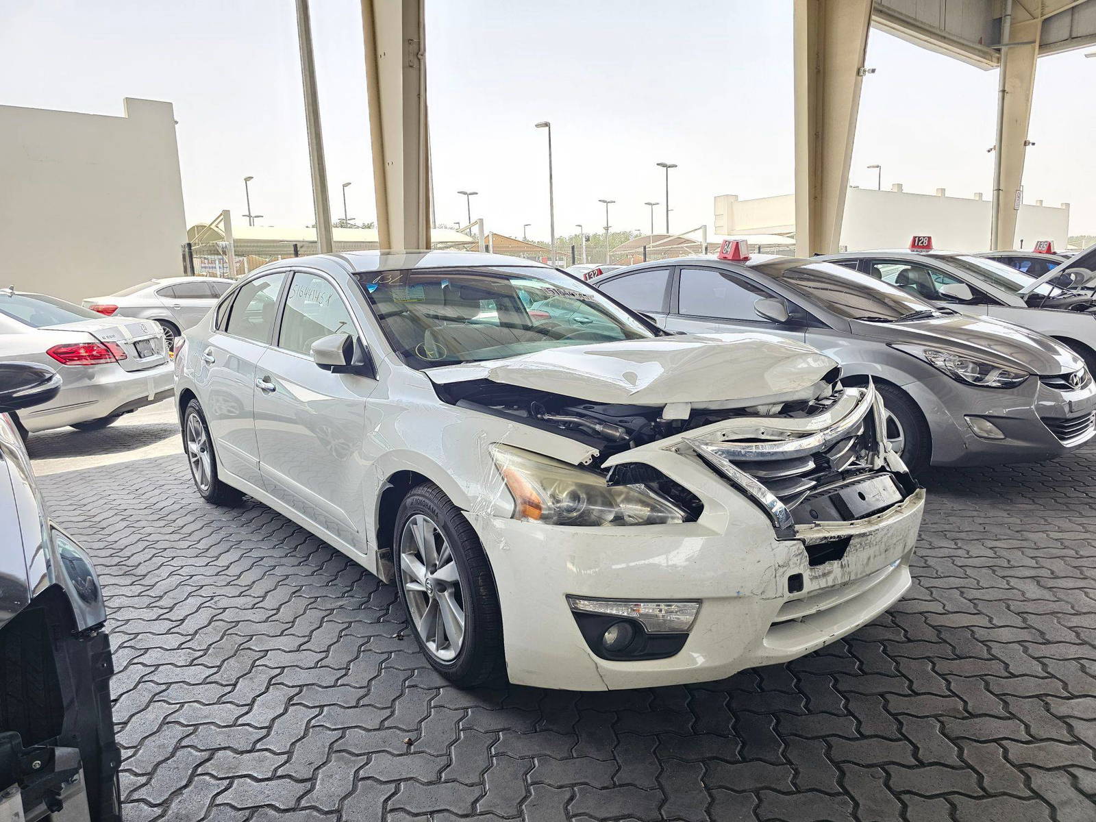 2015 NISSAN ALTIMA — 125803 Miles — Lot 6FC210057 — Souq - Marhaba Auctions Used Cars - Image 4
