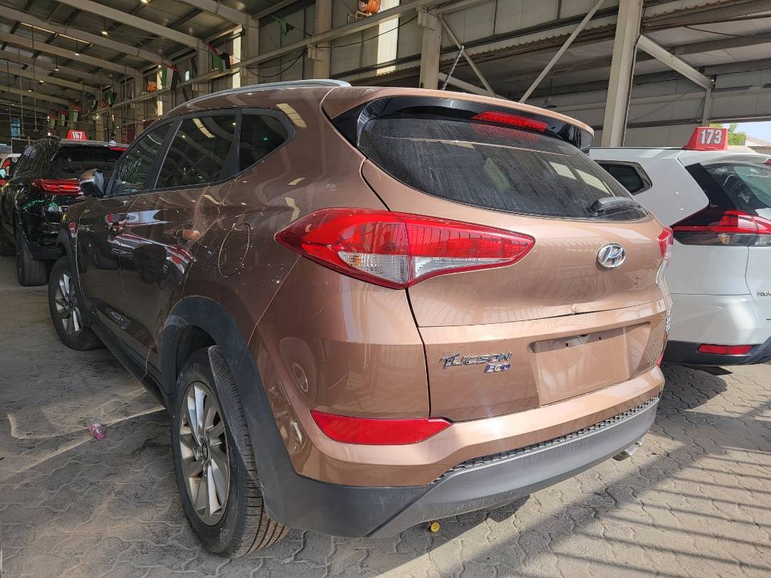 2016 HYUNDAI TUCSON — 88262 Miles — Lot 38464197 — Main - Marhaba Auctions Used Cars - Image 3