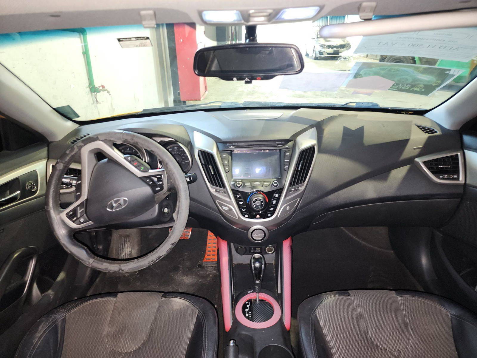 HYUNDAI VELOSTER 2012 - Marhaba Auction Used Cars - Image 12