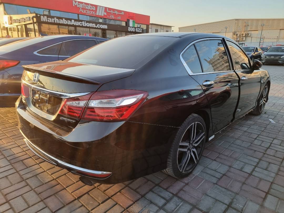 2017 HONDA ACCORD — 126433 Miles — Lot 215487 — Main - Marhaba Auctions Used Cars - Image 5