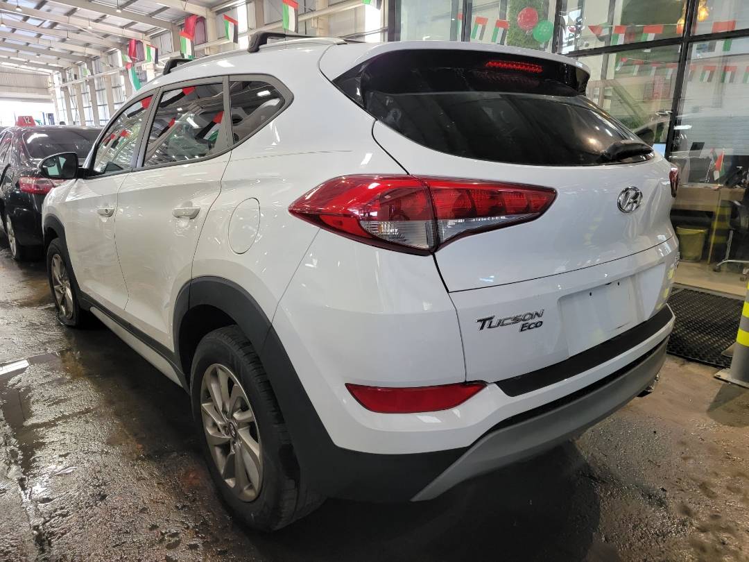 2017 HYUNDAI TUCSON — 57072 Miles — Lot 5105102500 - Marhaba Auctions Used Cars - Image 3
