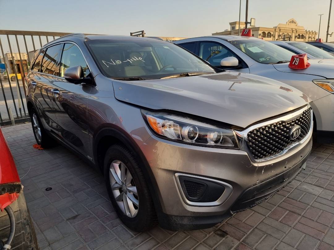 2017 KIA SORENTO — 126935 Miles — Lot 215487 — Ind. 12 - Marhaba Auctions Used Cars - Image 3
