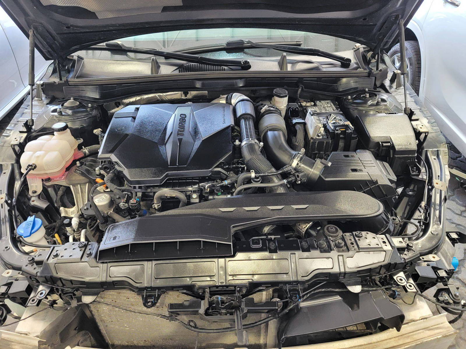 HYUNDAI SONATA 2022 - Marhaba Auction Used Cars - Image 9