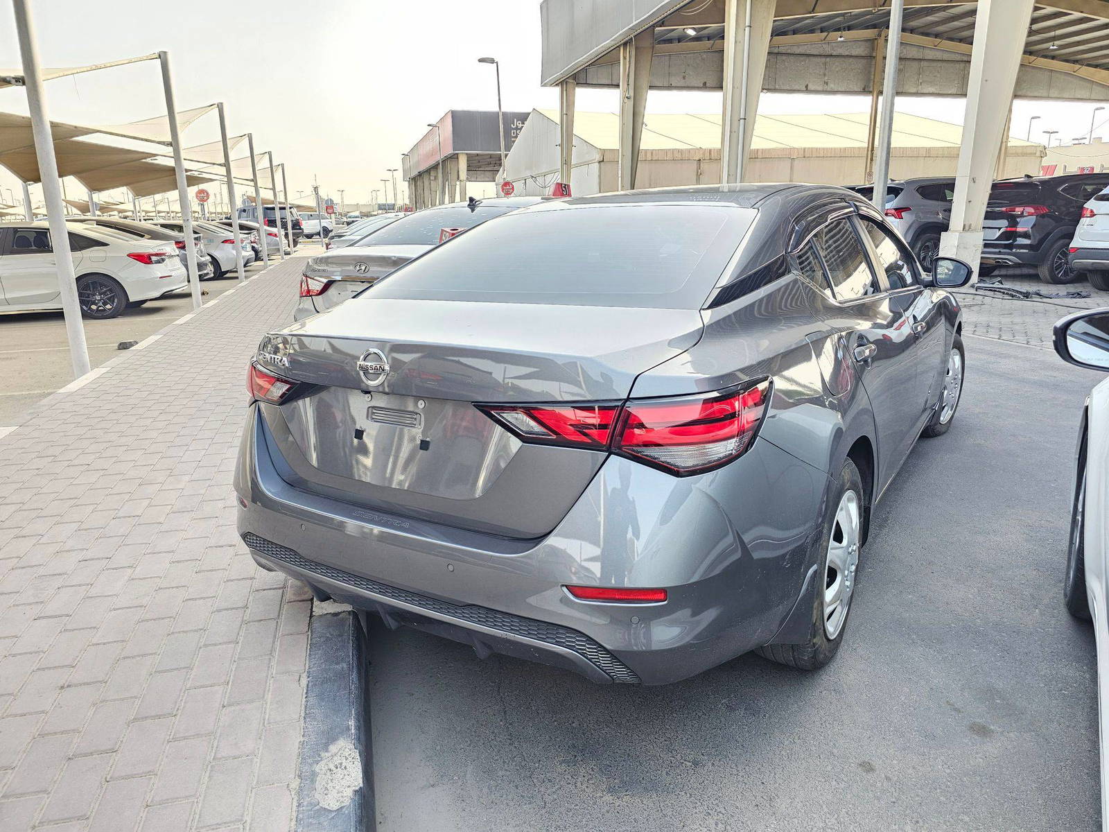 2020 NISSAN SENTRA — 29867 Miles — Lot 8BV4LY275566 — Souq - Marhaba Auctions Used Cars - Image 3