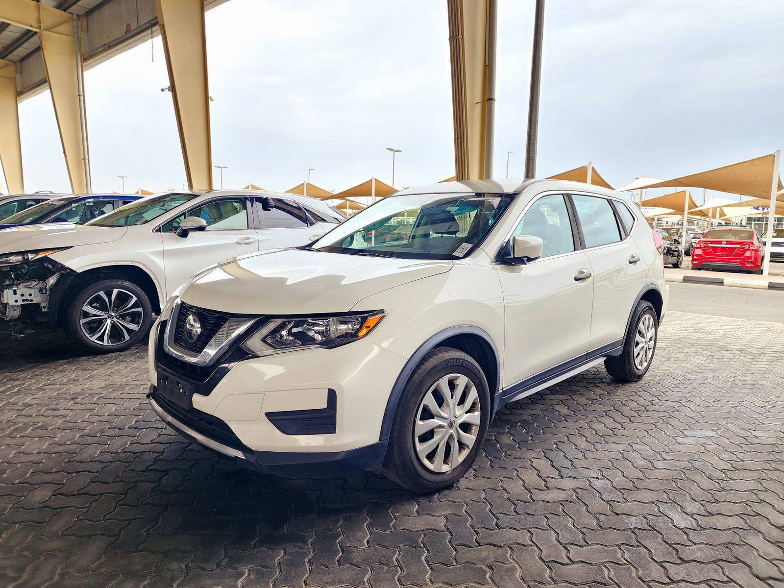 2018 NISSAN ROGUE — 86922 Miles — Lot 40085720 — Main - Marhaba Auctions Used Cars - Image 5