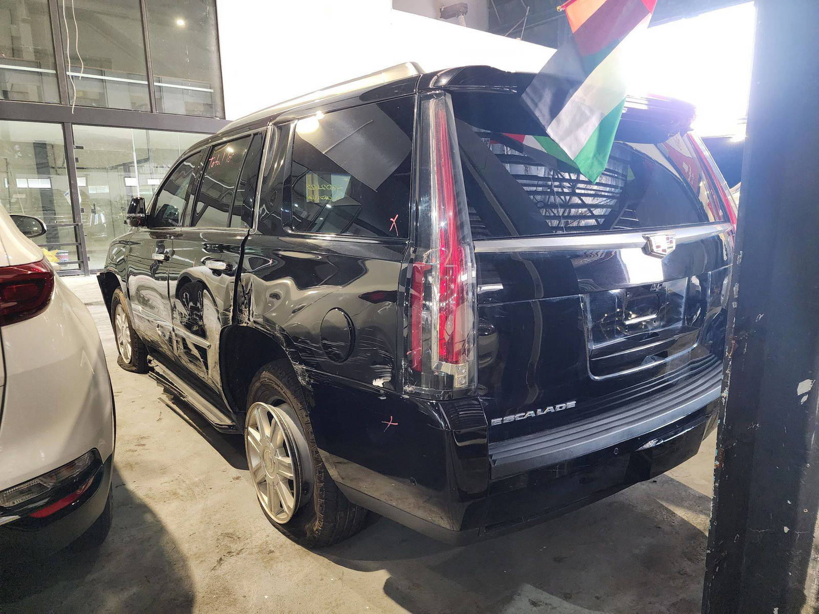 CADILLAC ESCALADE 2019 - Marhaba Auction Used Cars - Image 4