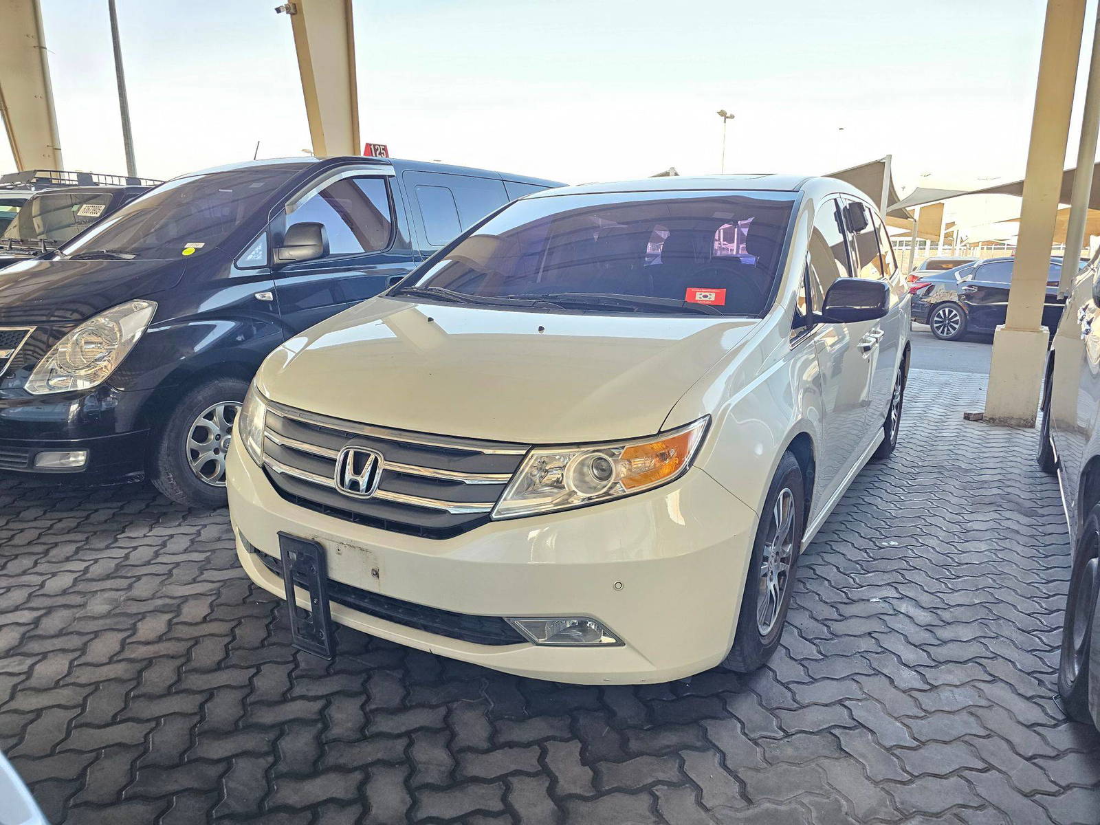 2013 HONDA ODYSSEY — 177722 KM — Lot 601034 — Souq - Marhaba Auctions Used Cars - Image 6