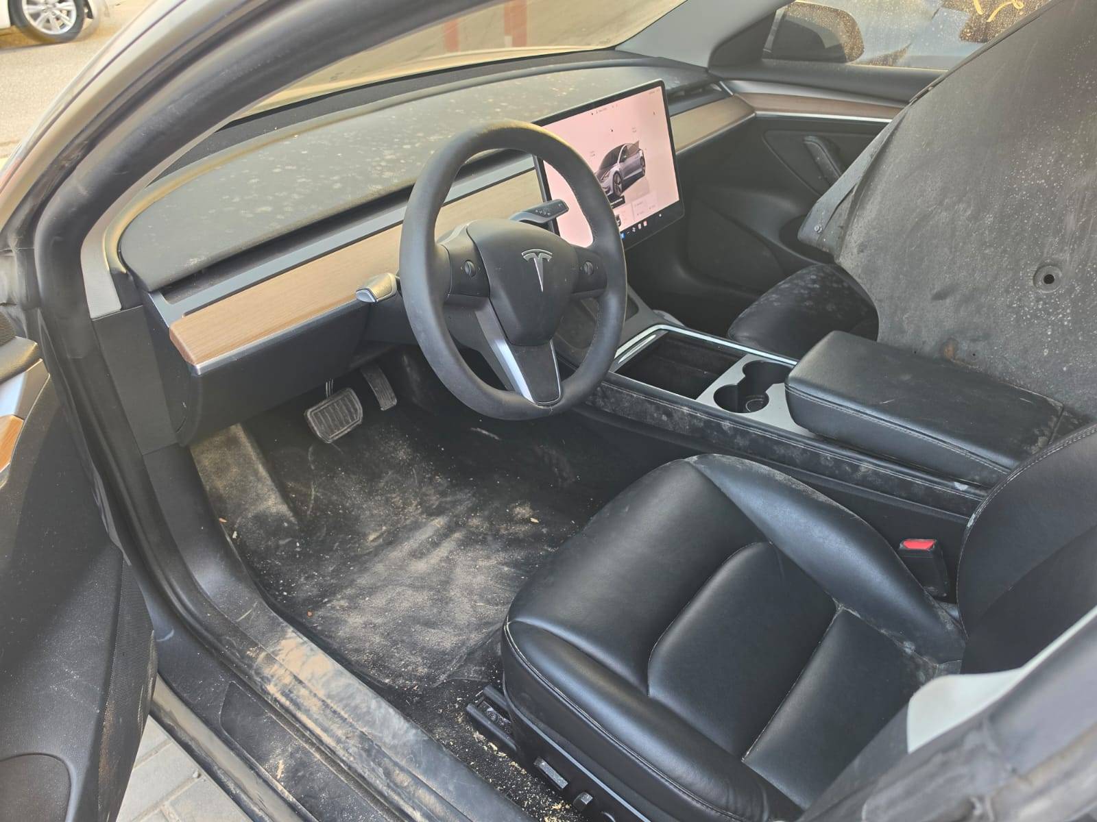 2022 TESLA MODEL 3 — sold — 113688 Miles — Lot 43555825 - Marhaba Auctions Used Cars - Image 9