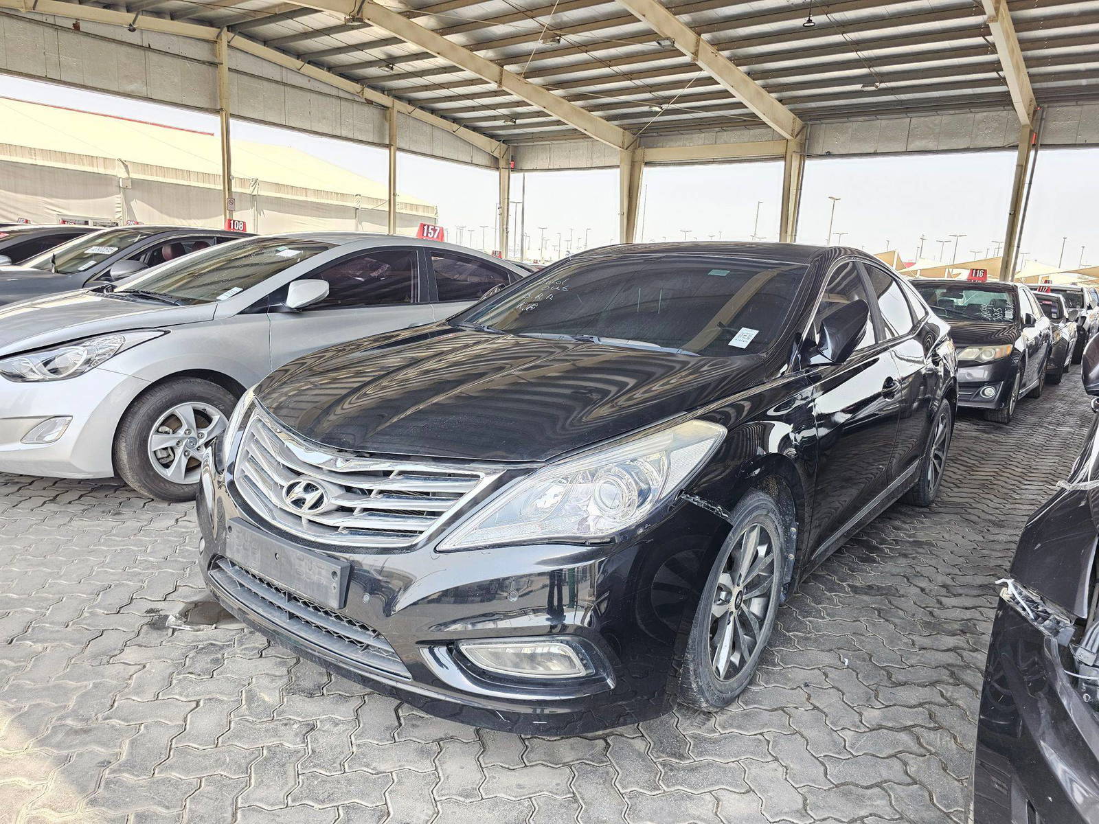 2012 HYUNDAI GRANDEUR — 134813 KM — Lot 127368 — Souq - Marhaba Auctions Used Cars - Image 5