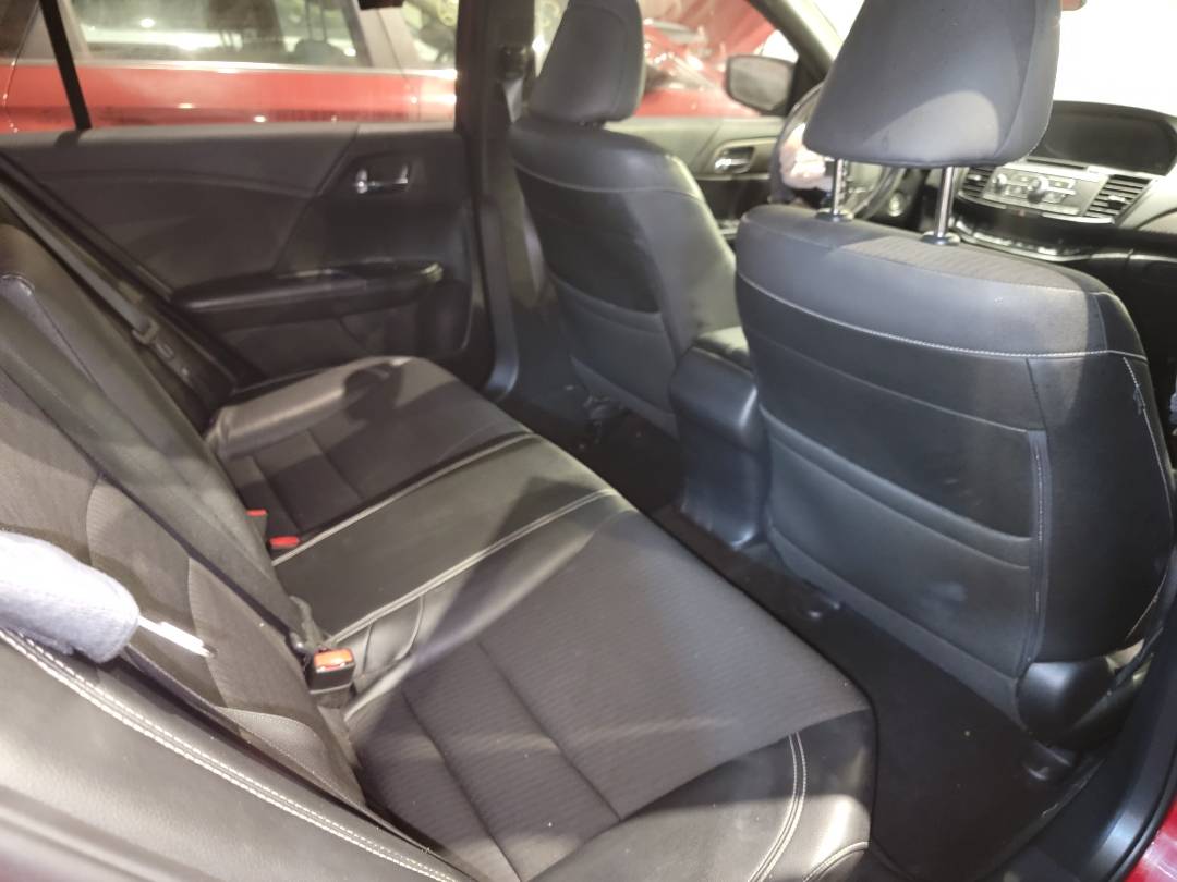2017 HONDA ACCORD — 83369 Miles — Lot 38186443 - Marhaba Auctions Used Cars - Image 5