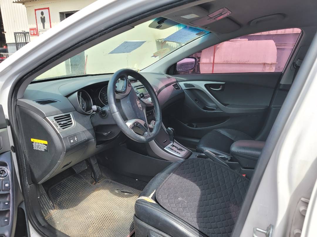 2012 HYUNDAI AVANTE — 166192 KM — Lot 529820 — Main - Marhaba Auctions Used Cars - Image 6