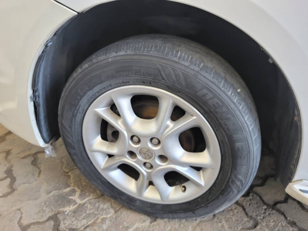 2005 TOYOTA SIENNA — 279104 Miles — Lot 2C75S307497 — Main - Marhaba Auctions Used Cars - Image 10
