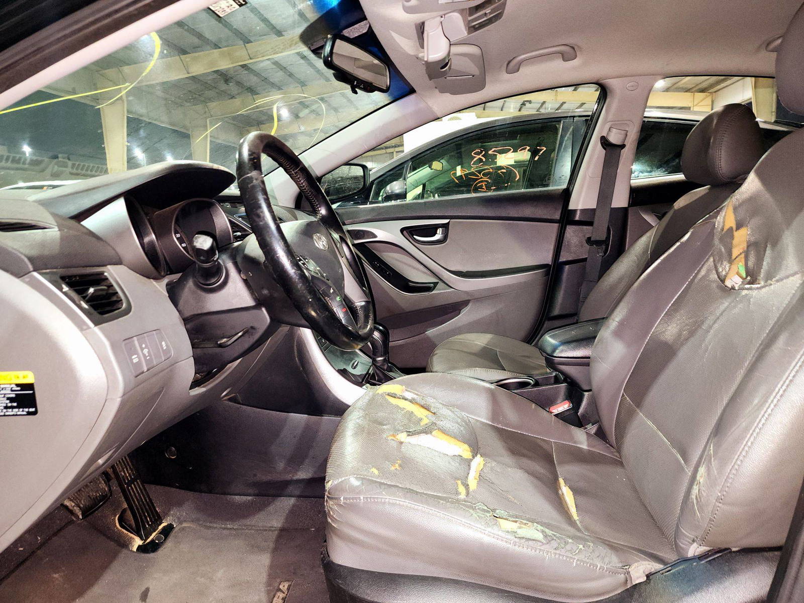 2014 HYUNDAI ELANTRA — 243295 Miles — Lot EH467540 — Souq - Marhaba Auctions Used Cars - Image 8