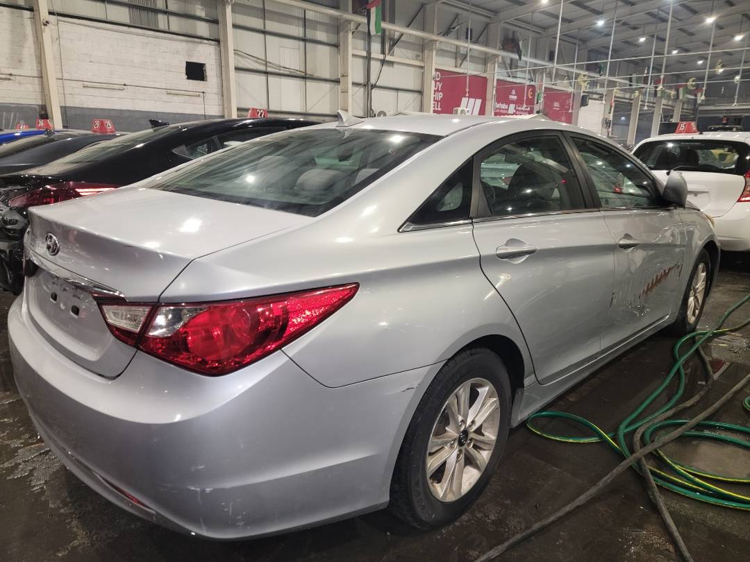2011 HYUNDAI SONATA — 221343 Miles — Lot 69845573 - Marhaba Auctions Used Cars - Image 3
