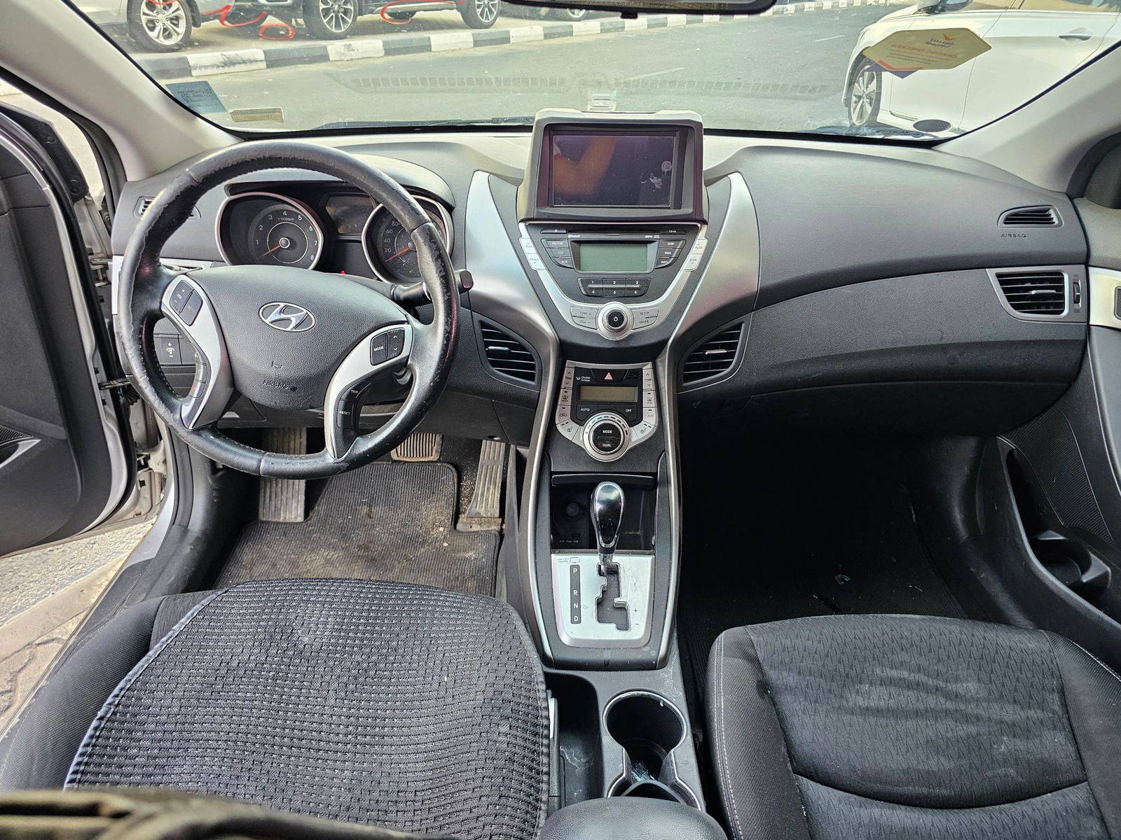 2012 HYUNDAI AVANTE — 210650 KM — Lot 610769 — Souq - Marhaba Auctions Used Cars - Image 7