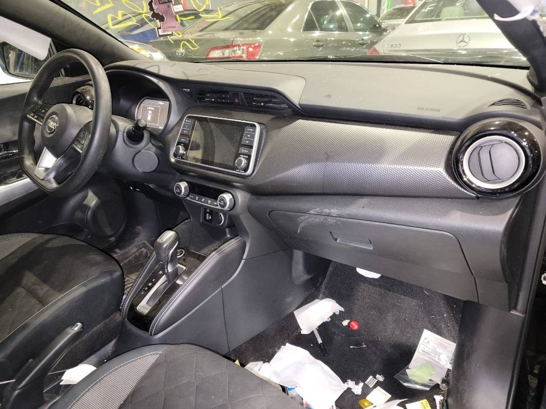 2019 NISSAN KICKS — 53263 Miles — Lot 37118662 - Marhaba Auctions Used Cars - Image 8