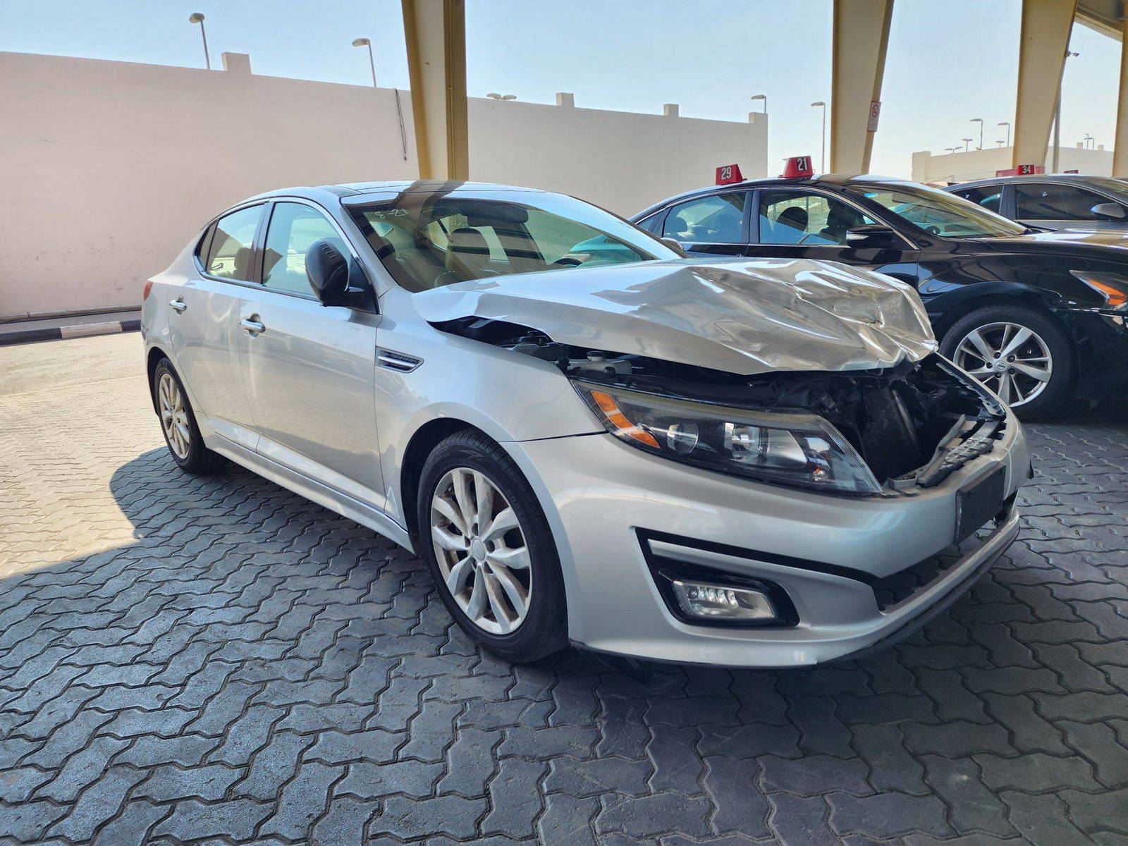 2015 KIA OPTIMA — 219507 Miles — Lot 40025594 — Souq - Marhaba Auctions Used Cars - Image 4