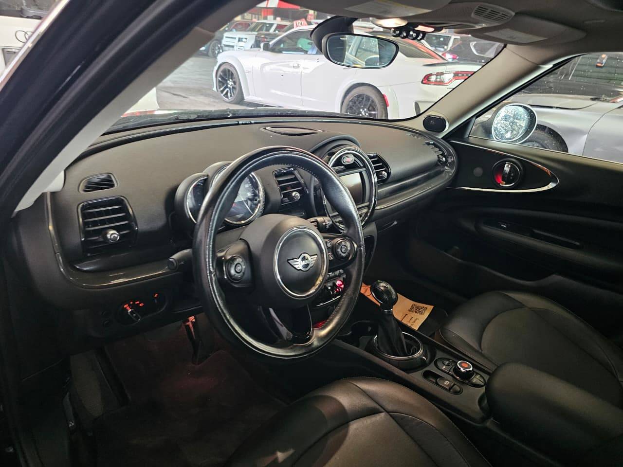 2016 MINI COOPER CLUBMAN — sold — 114572 KM — Lot 2E29533 — Main - Marhaba Auctions Used Cars - Image 6