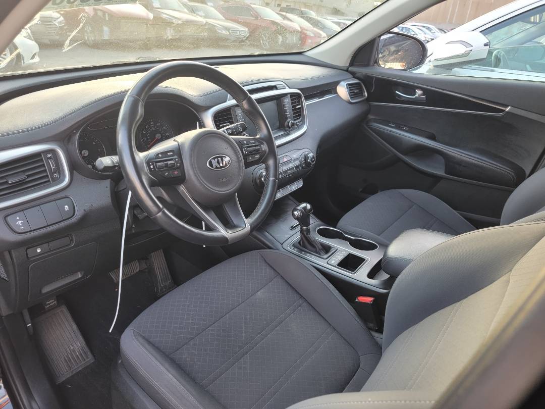 2018 KIA SORENTO — 115821 Miles — Lot G425845 — Main - Marhaba Auctions Used Cars - Image 8