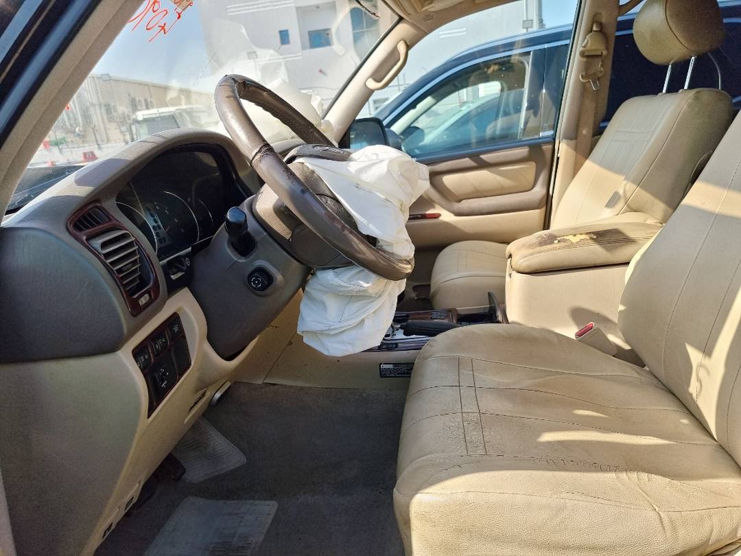 2005 TOYOTA LAND CRUISER — 290663 Miles — Lot 215487 — Ind. 12 - Marhaba Auctions Used Cars - Image 6