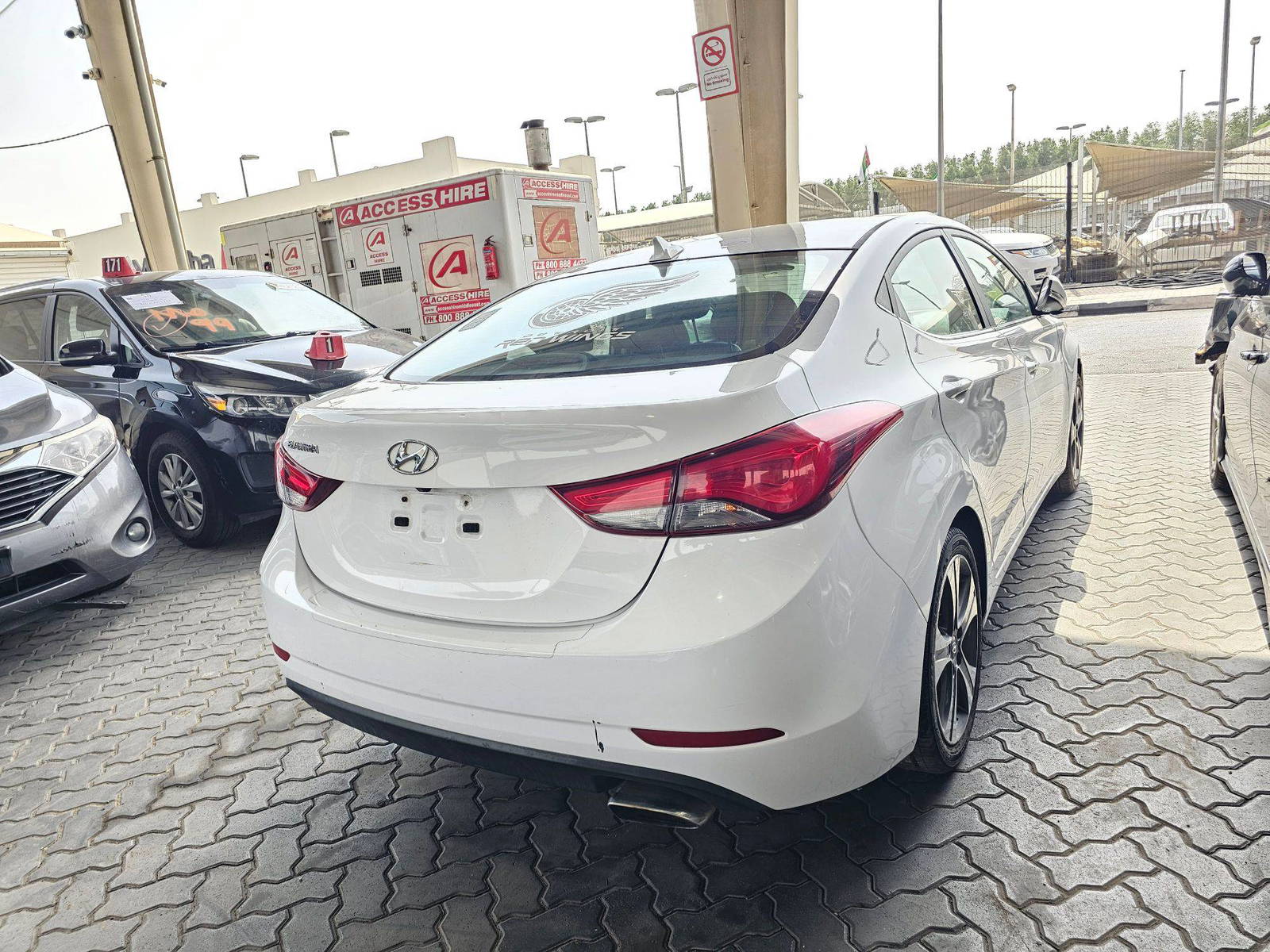 2015 HYUNDAI ELANTRA — 177457 Miles — Lot 3088483 — Souq - Marhaba Auctions Used Cars - Image 5