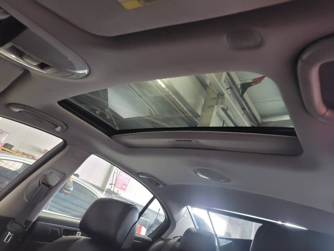 HYUNDAI GENESIS 2014 - Marhaba Auction Used Cars - Image 9