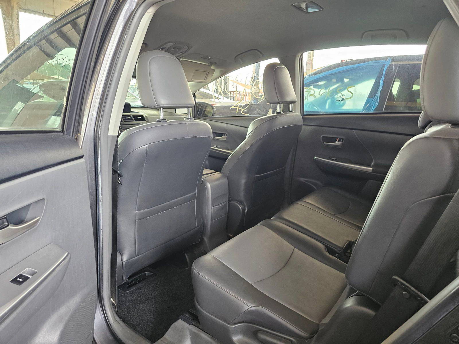2012 TOYOTA PRIUS V — 211474 Miles — Lot 42529581 — Souq - Marhaba Auctions Used Cars - Image 6