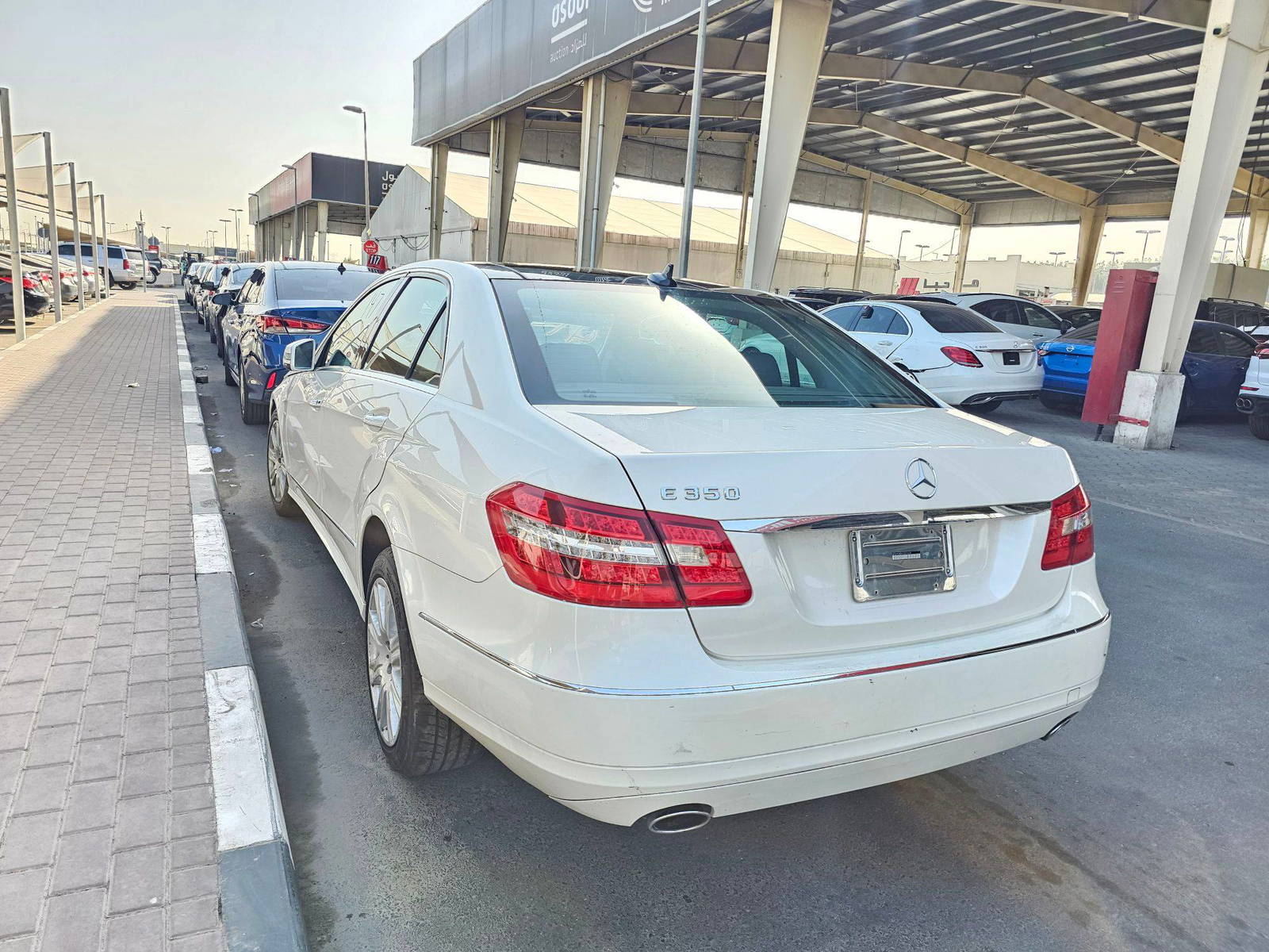 2012 MERCEDES BENZ E 350 — 259098 Miles — Lot F5KB4CA553638 — Souq - Marhaba Auctions Used Cars - Image 3